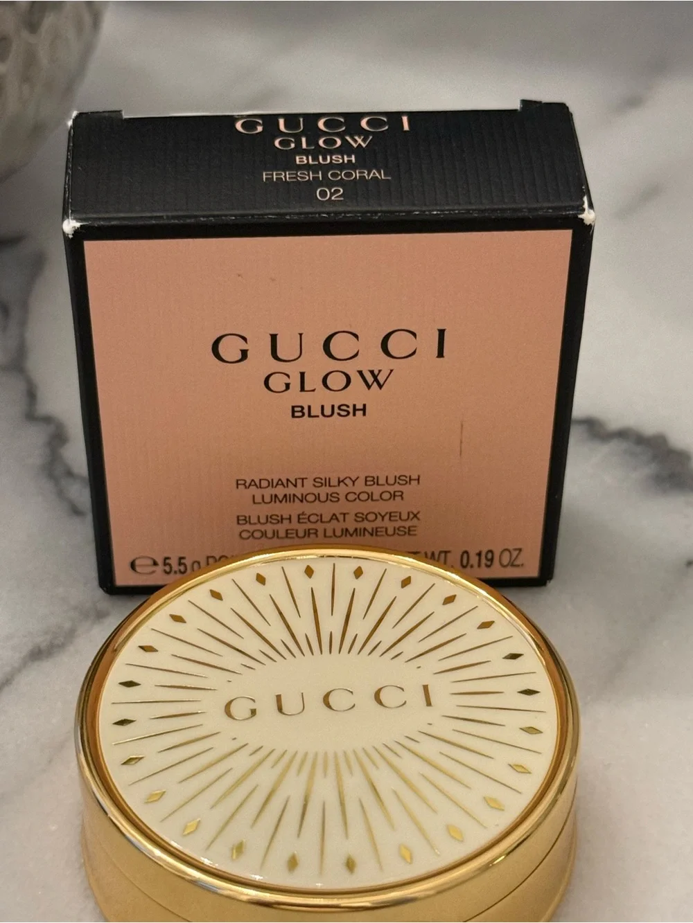 Gucci
Glow Dewy Powder Blush in 02 Fresh Coral - Picture 5 of 5